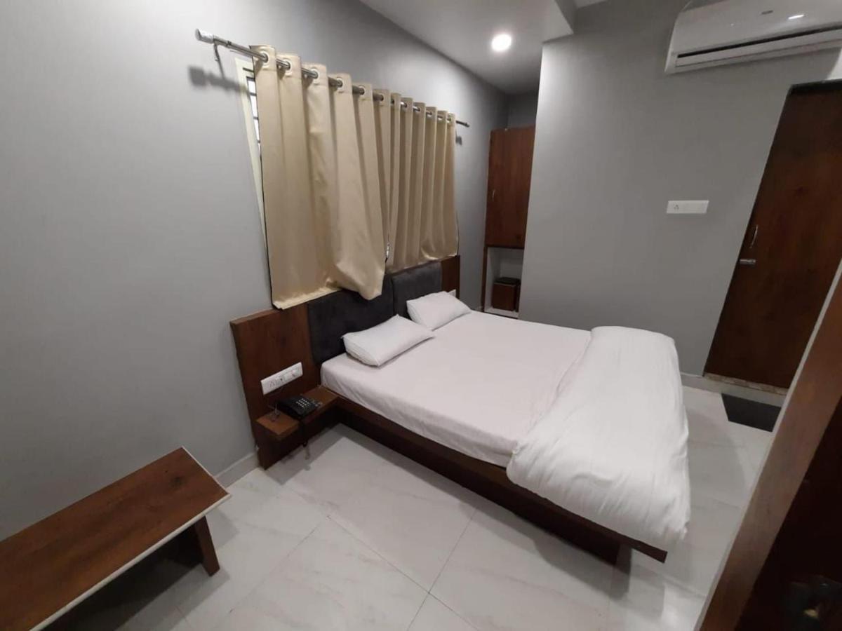 Hotel Shankar Удджайн Экстерьер фото